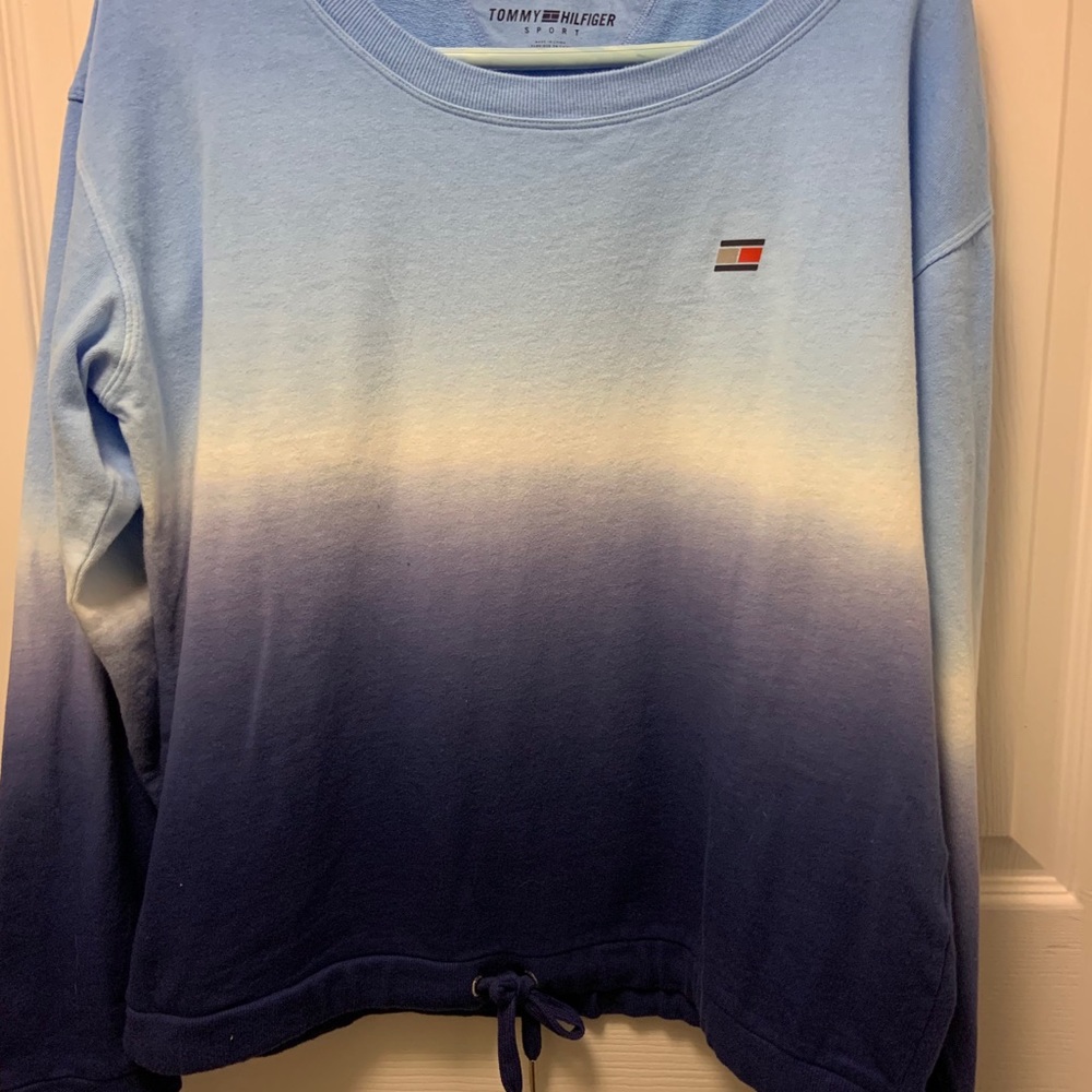 Tommy Hilfiger Sport blue ombré shirt tie bottom